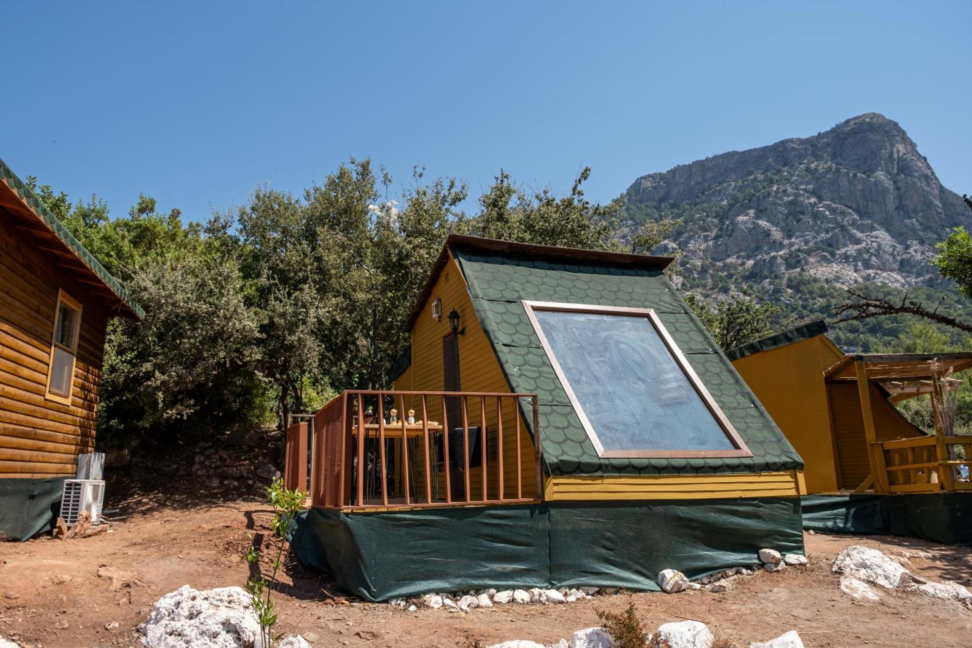 Goat Bungalow And Camping Hotel Faralya Exterior foto